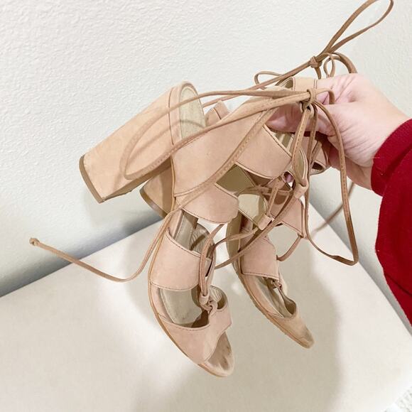 Vince Camuto winola nude lace up block heels size 7.5 - Picture 5 of 10
